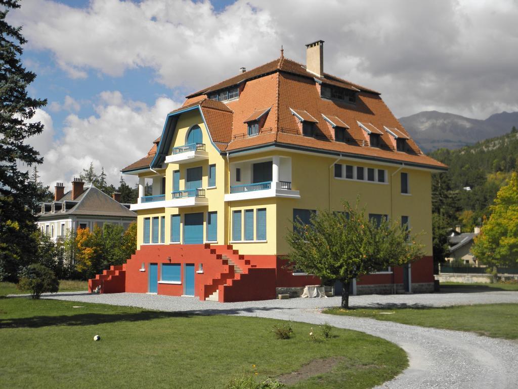 Gite Auberge Les Terres Blanches De Meolans Exterior photo