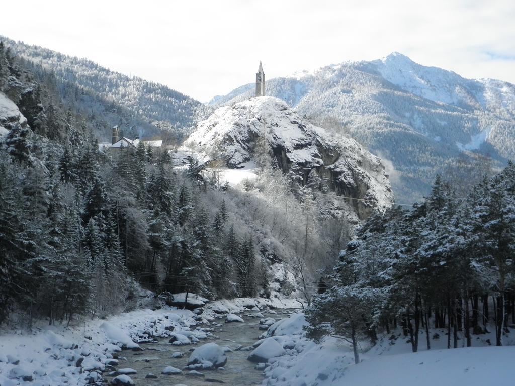 Gite Auberge Les Terres Blanches De Meolans Exterior photo
