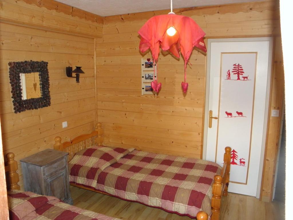 Gite Auberge Les Terres Blanches De Meolans Room photo